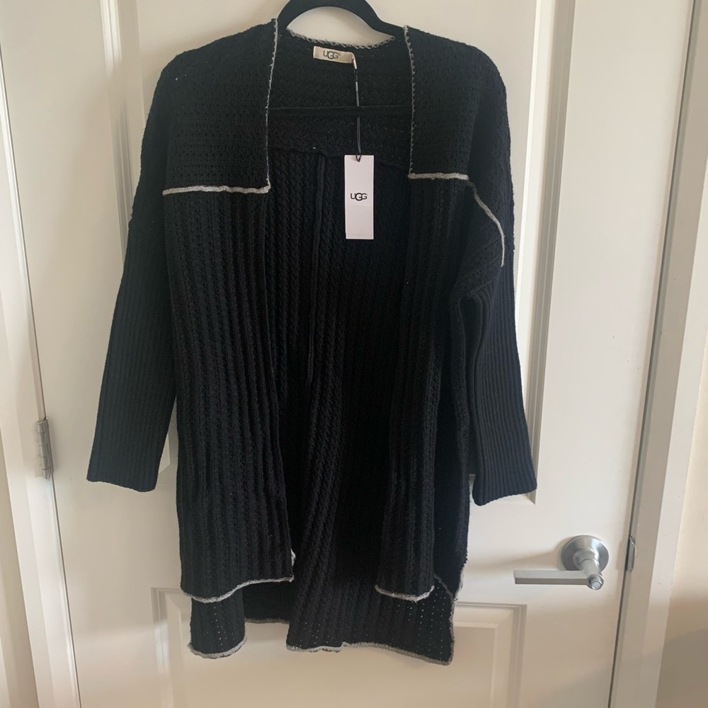 UGG Riley Pom Pom Pull Knit sweater size XS/S - Picture 10 of 10